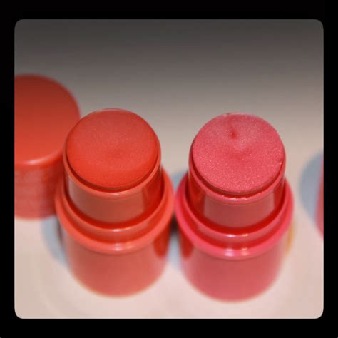Magic infused blush by essence